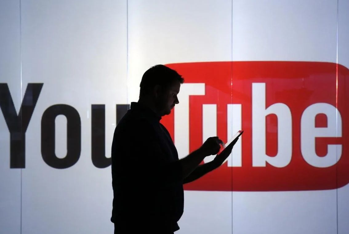 ¿Está YouTube aprovechando su posición dominante en el mercado para combatir los bloqueadores de Publicidad?